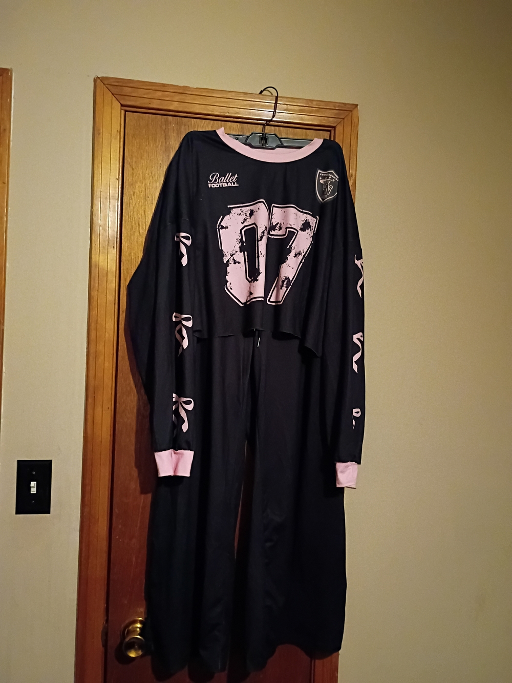 SHEIN Black & Pink Cropped Track Top with Jogger Pants